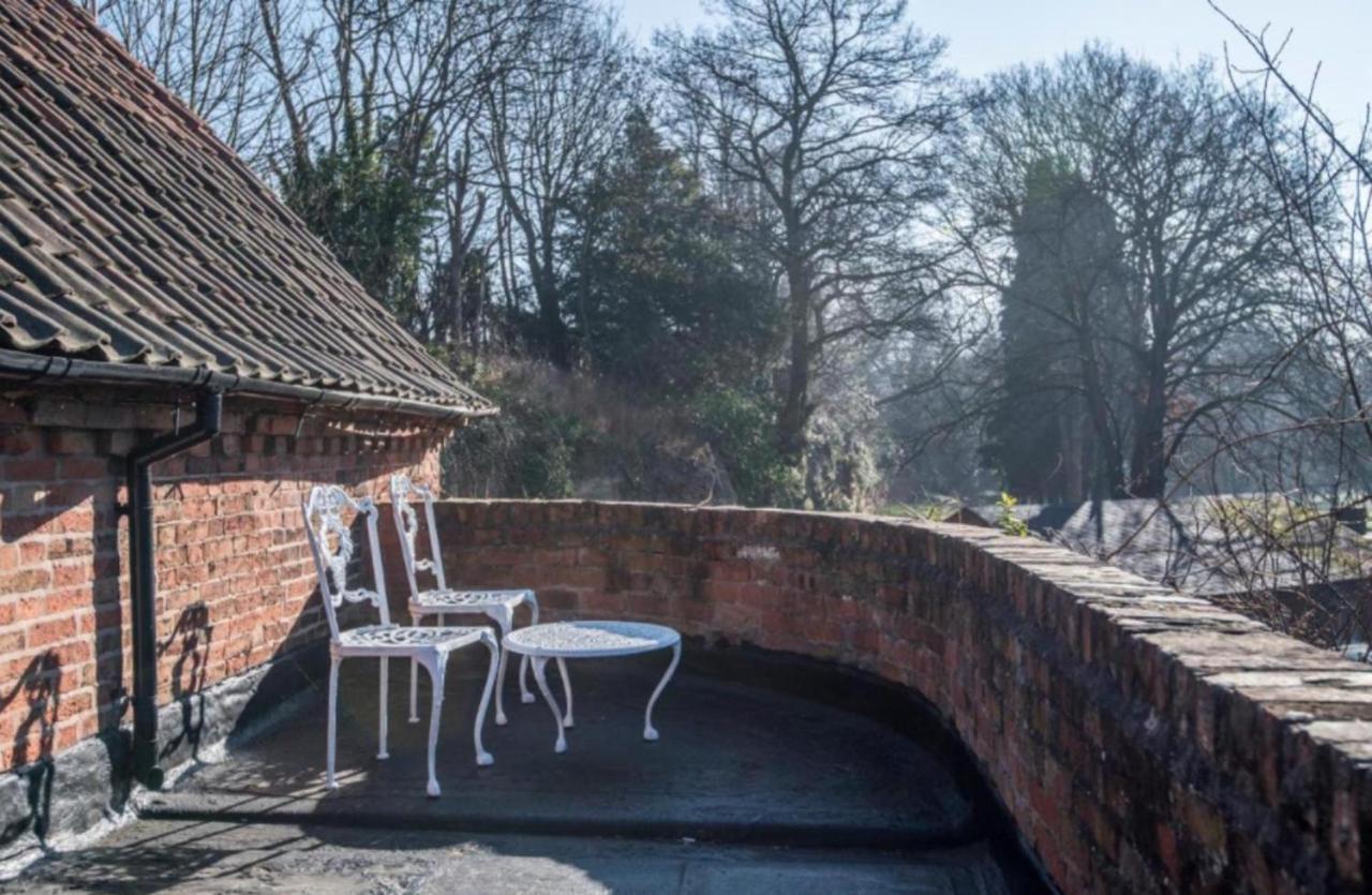 17Th-Century One Bed Studio With Parking & Garden! Elkesley Eksteriør bilde
